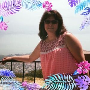 Meet your Posher, Aprelle